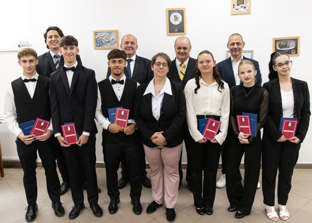 Pincér vizsga 2026